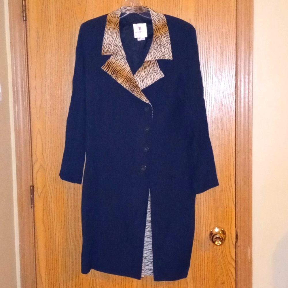"FATTANEH BAHARI" Vintage Tiger print/black button-up blazer jacket Size: 12